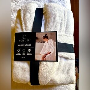 Hotelier White Spa Luxury Bathrobe, sz L/XL